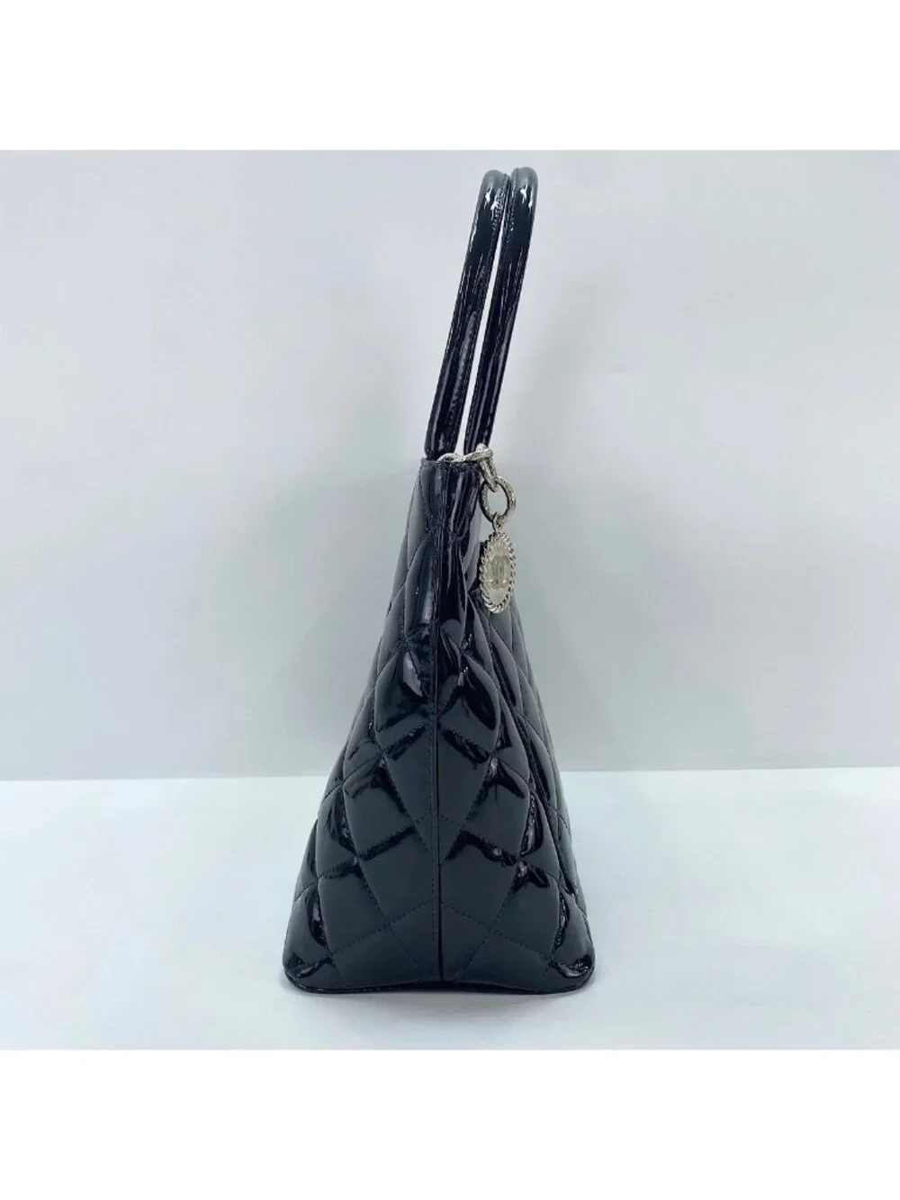 Chanel Tote Bag Reissue Black
